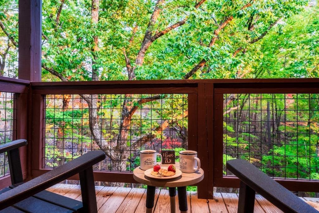 Nordic Mountain Modern Lodge - Family Friendly Luxury Cabin In Walden'S Ridge Сев'єрвілл Екстер'єр фото