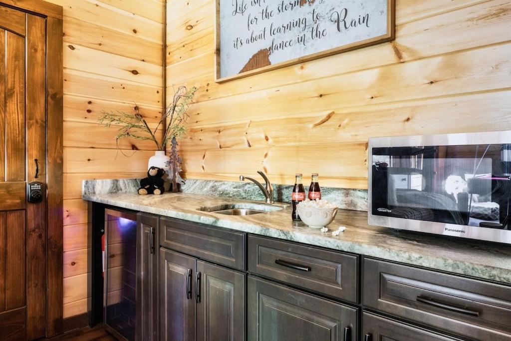 Nordic Mountain Modern Lodge - Family Friendly Luxury Cabin In Walden'S Ridge Сев'єрвілл Екстер'єр фото