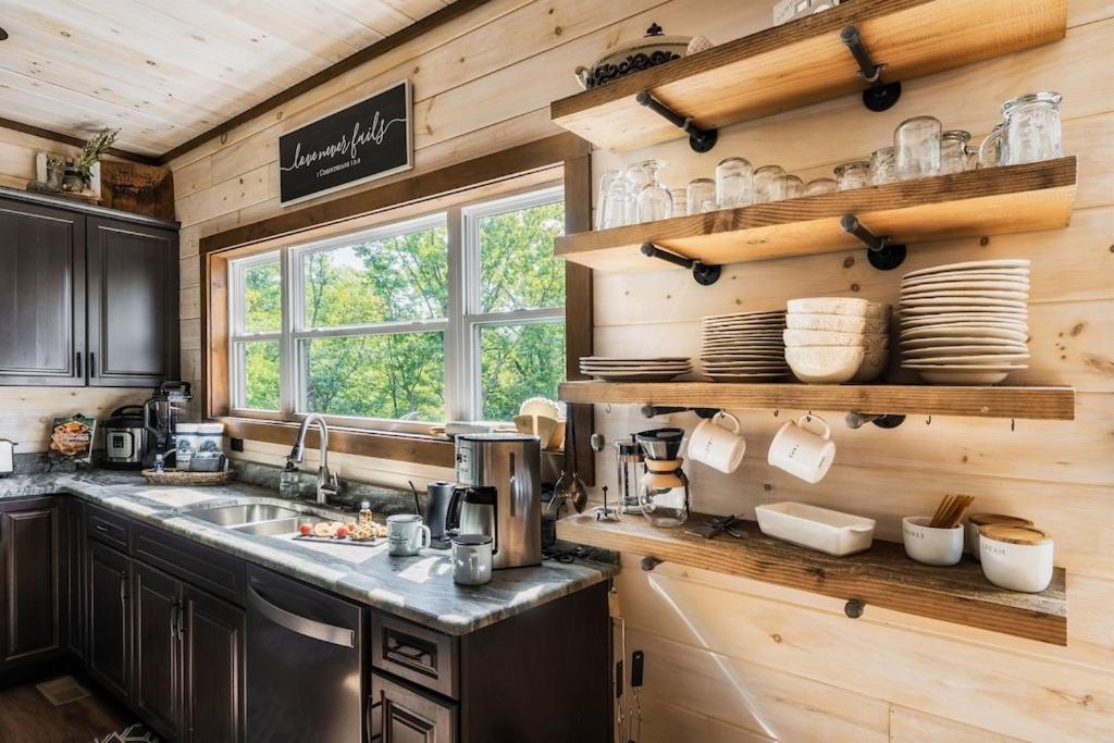 Nordic Mountain Modern Lodge - Family Friendly Luxury Cabin In Walden'S Ridge Сев'єрвілл Екстер'єр фото